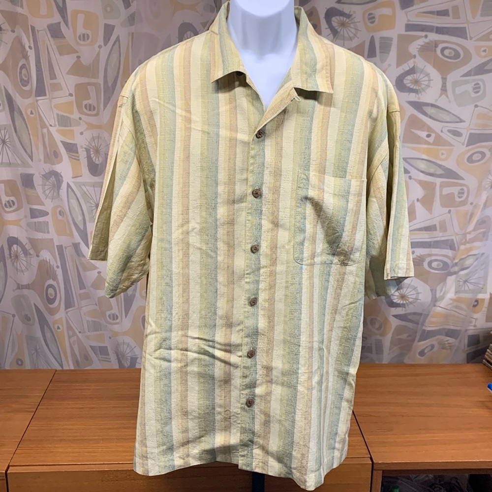 TOMMY BAHAMA 💯 Silk Short Sleeve Button Down Shirt RELAX